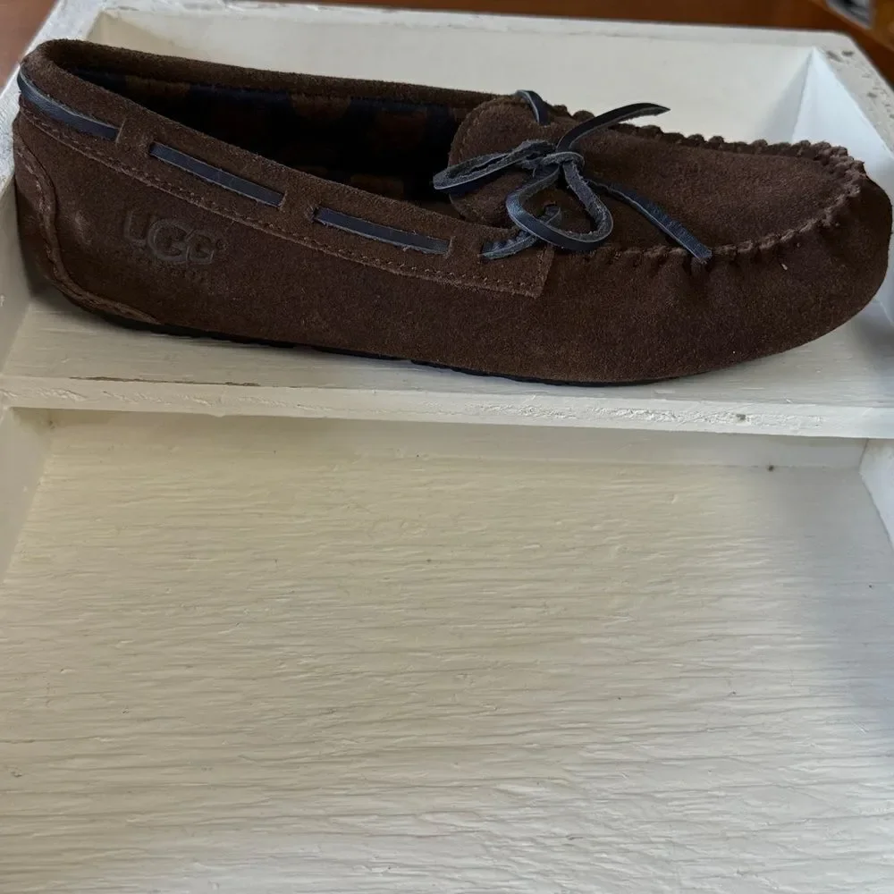UGG Kids Chocolate Slipon Moccasin Suede Loafers with Bow Brown Size 3